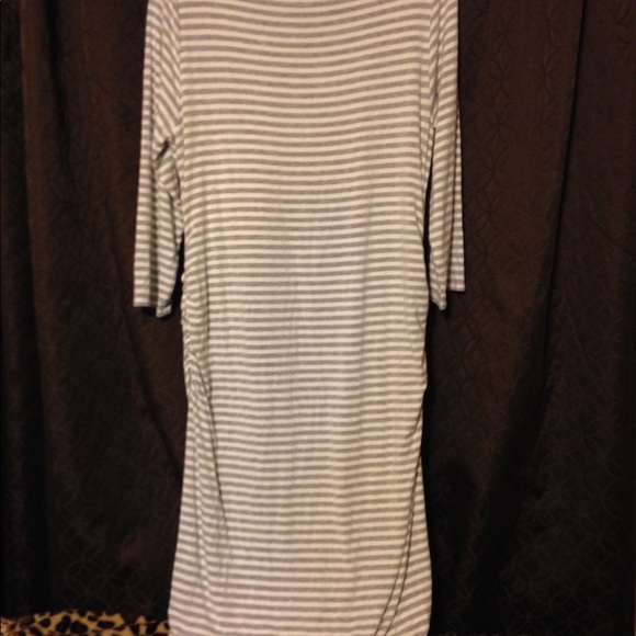 Maternity Liz Dress - Picture 4 of 5